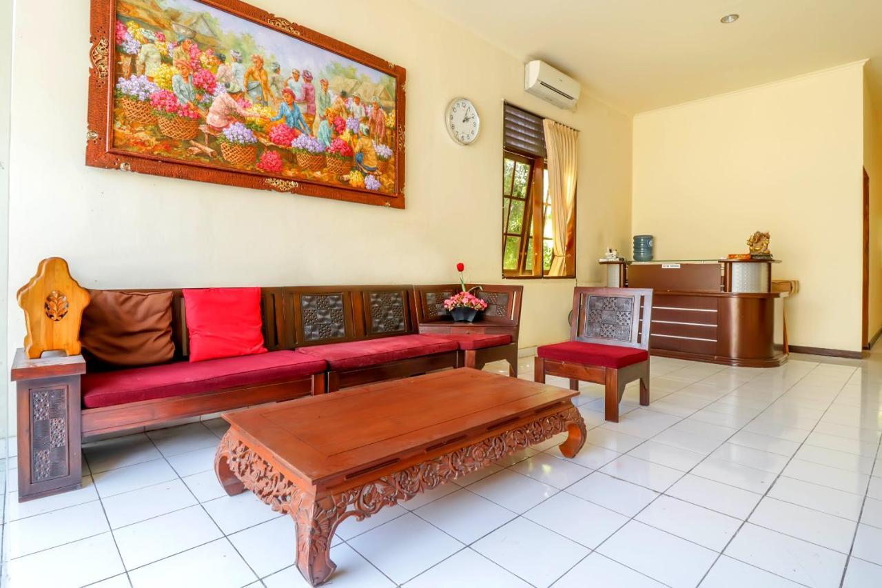 Oyo 1684 Marina Suite Apartment Bali Санур Екстер'єр фото